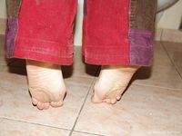 Feet - Lena + Helen G - 2006-03-31 Barefoot girls in Turkey