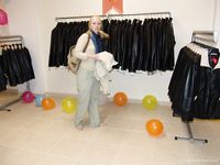 Feet - Lena + Helen G - 2006-03-31 Barefoot girls in Turkey