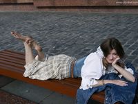 Feet - Lena + Nastya + Alla - 2003-10-15 A weekend in the park