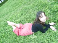 Feet - Lena A - 2004-04-14 Summer memories on the streets