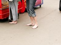 Feet - Lena D + Dina - 2008-08-04 Barefoot trip to Mytishi