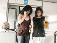 Feet - Lena D + Dina - 2008-08-04 Barefoot trip to Mytishi