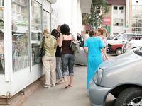 Feet - Lena D + Dina - 2008-08-04 Barefoot trip to Mytishi