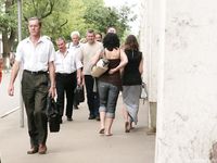 Feet - Lena D + Dina - 2008-08-04 Barefoot trip to Mytishi