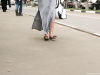 Feet - Lena D + Dina - 2008-08-04 Barefoot trip to Mytishi