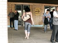 Feet - Lena D + Dina - 2008-08-04 Barefoot trip to Mytishi