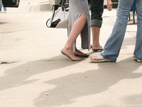 Feet - Lena D + Dina - 2008-08-04 Barefoot trip to Mytishi