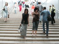 Feet - Lena D + Dina - 2008-08-04 Barefoot trip to Mytishi