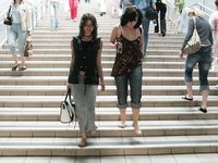 Feet - Lena D + Dina - 2008-08-04 Barefoot trip to Mytishi