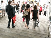 Feet - Lena D + Dina - 2008-08-04 Barefoot trip to Mytishi
