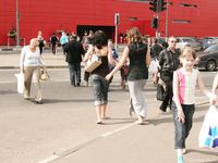 Feet - Lena D + Dina - 2008-08-04 Barefoot trip to Mytishi