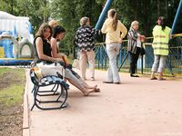 Feet - Lena D + Dina - 2008-08-04 Barefoot trip to Mytishi