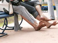 Feet - Lena D + Dina - 2008-08-04 Barefoot trip to Mytishi