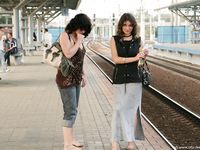 Feet - Lena D + Dina - 2008-08-04 Barefoot trip to Mytishi
