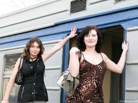 Feet - Lena D + Dina - 2008-08-04 Barefoot trip to Mytishi