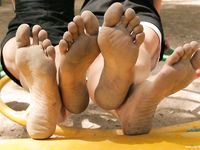 Feet - Lena D + Luba B - 2007-10-26 Barefoot babes