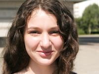 Feet - Lena D - 2009-03-31 Barefoot in metro & sexy soles in the city