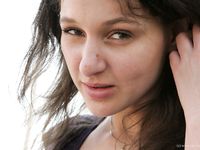 Feet - Lena D - 2009-03-31 Barefoot in metro & sexy soles in the city