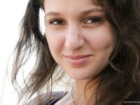 Feet - Lena D - 2009-03-31 Barefoot in metro & sexy soles in the city