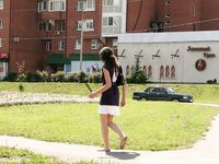 Feet - Lena D - 2009-03-31 Barefoot in metro & sexy soles in the city