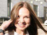 Feet - Lena F - 2010-06-09 Feet with high arches