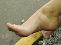 Feet - Lena F - 2010-06-09 Feet with high arches