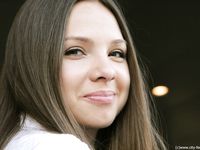 Feet - Lena F - 2010-06-09 Feet with high arches