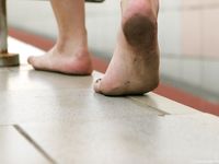 Feet - Lena F - 2010-06-09 Feet with high arches