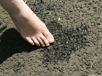 Feet - Lena G - 2011-10-31 Beauty with dirty soles