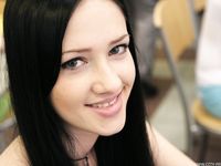 Feet - Lena G - 2011-10-31 Beauty with dirty soles