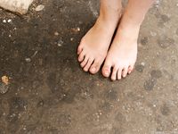 Feet - Lena G - 2011-10-31 Beauty with dirty soles