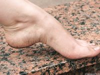 Feet - Lena G - 2011-10-31 Beauty with dirty soles