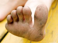 Feet - Lena G - 2011-10-31 Beauty with dirty soles