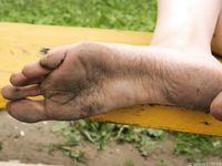 Feet - Lena G - 2011-10-31 Beauty with dirty soles