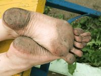 Feet - Lena G - 2011-10-31 Beauty with dirty soles