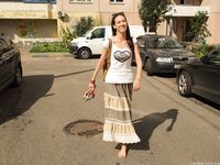 Feet - Lena H - 2018-06-04 Torn sandals