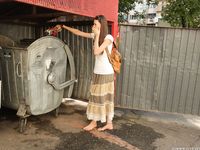 Feet - Lena H - 2018-06-04 Torn sandals