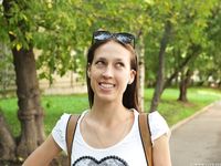 Feet - Lena H - 2018-06-04 Torn sandals