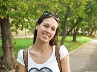 Feet - Lena H - 2018-06-04 Torn sandals