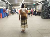 Feet - Lena H - 2018-06-04 Torn sandals