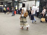 Feet - Lena H - 2018-06-04 Torn sandals