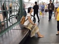 Feet - Lena H - 2018-06-04 Torn sandals