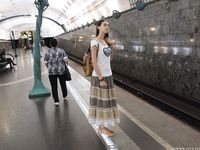 Feet - Lena H - 2018-06-04 Torn sandals