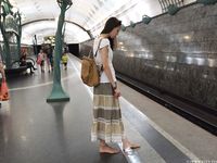 Feet - Lena H - 2018-06-04 Torn sandals