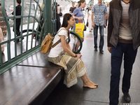 Feet - Lena H - 2018-06-04 Torn sandals