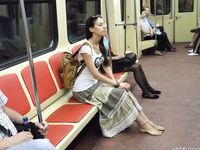 Feet - Lena H - 2018-06-04 Torn sandals