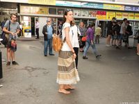 Feet - Lena H - 2018-06-04 Torn sandals