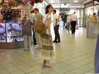 Feet - Lena H - 2018-06-04 Torn sandals