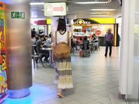 Feet - Lena H - 2018-06-04 Torn sandals