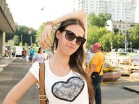 Feet - Lena H - 2018-06-04 Torn sandals